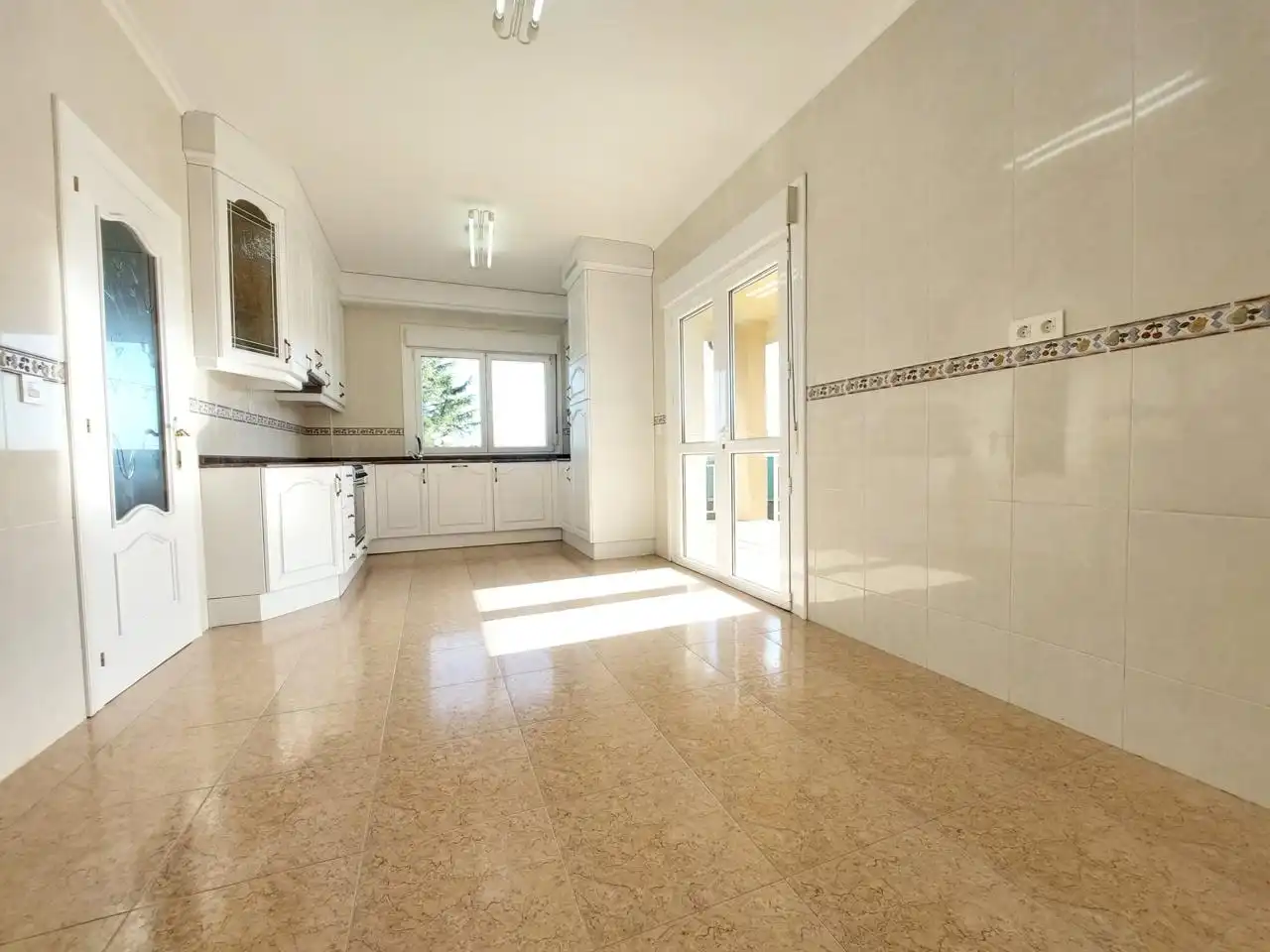 Kitchen of Houses for sale in Gijón   with Heating, Private garden and Terrace