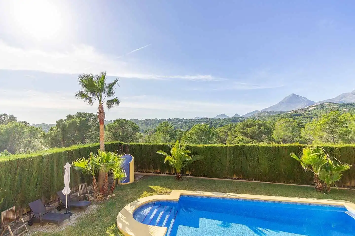 Jardí de Casa o xalet en venda en La Nucia amb Jardí privat i Piscina