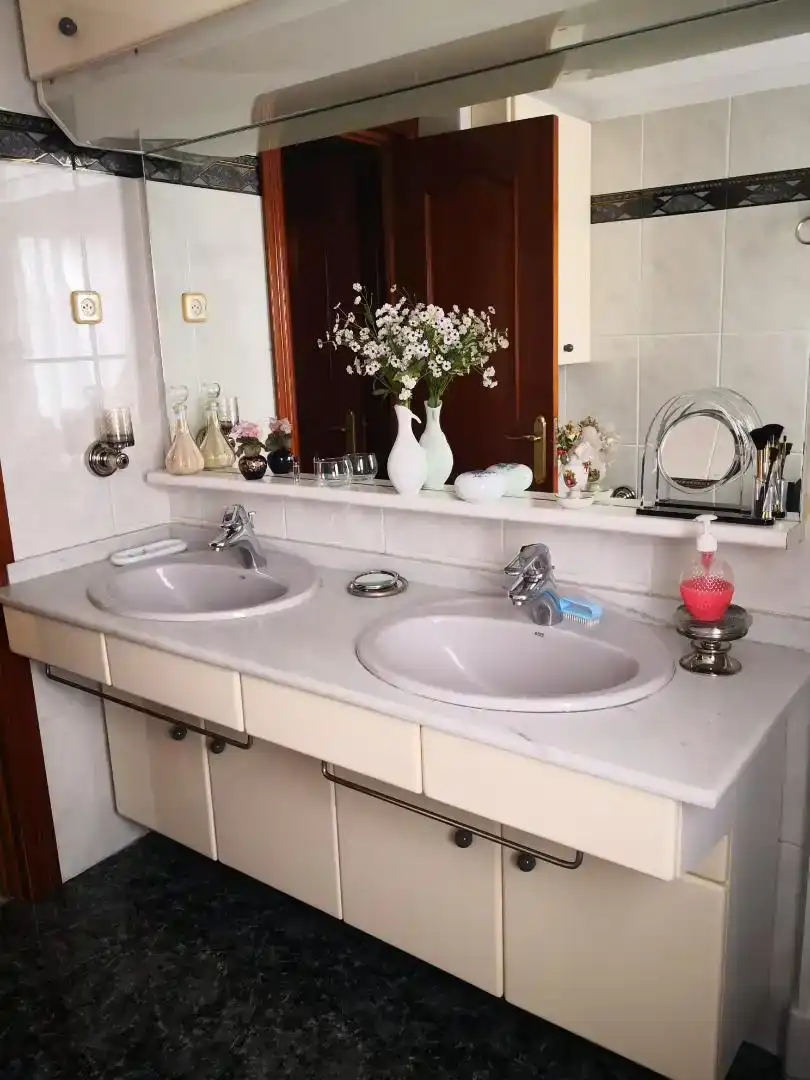 Baño de Piso en venta en Málaga con Aire acondicionado, Trastero y Amueblado