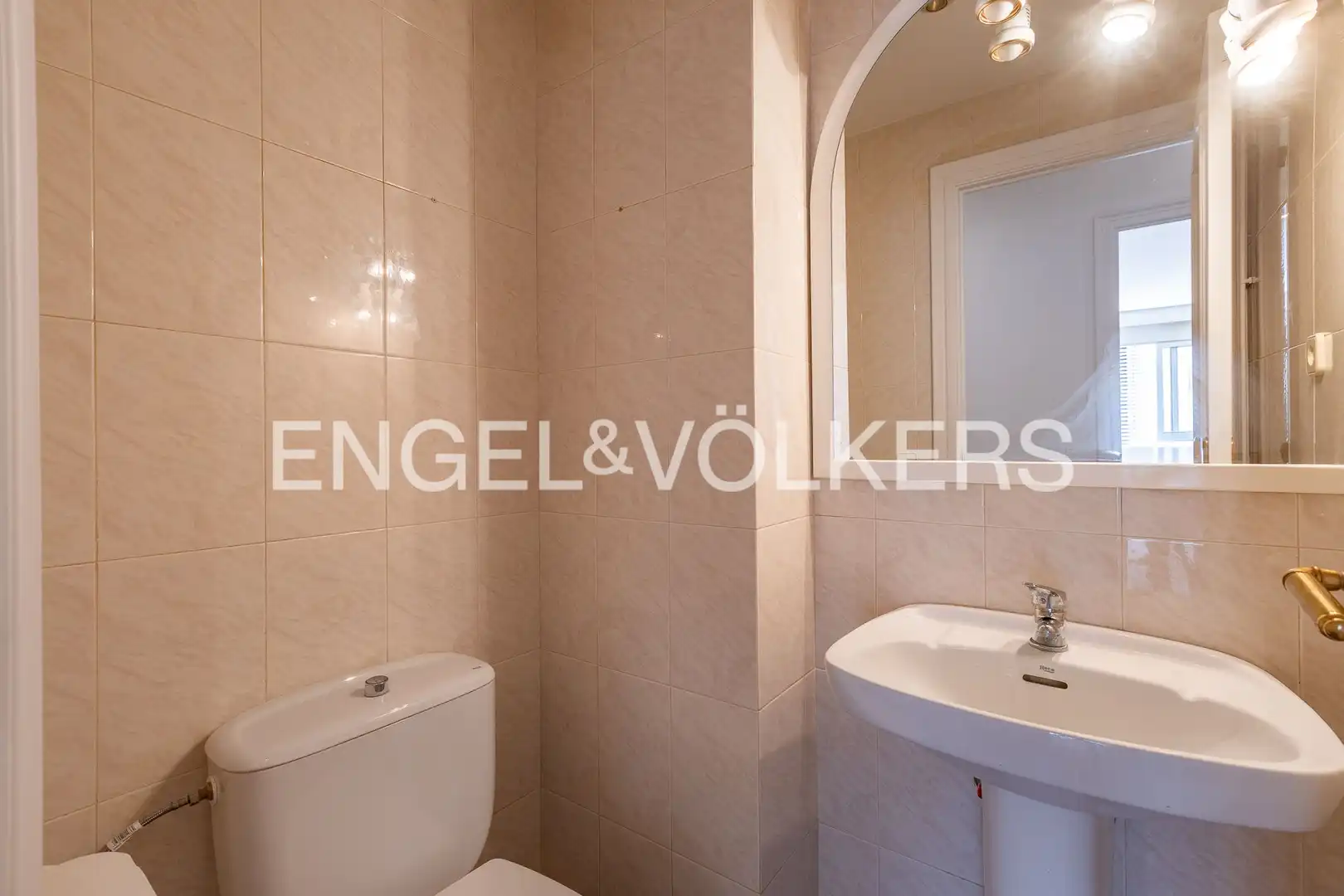Baño de Dúplex en venta en Terrassa con Aire acondicionado, Calefacción y Terraza