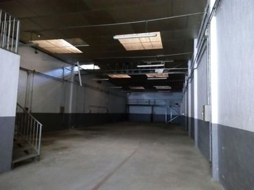 Nau industrial en venda a Pedanías Este