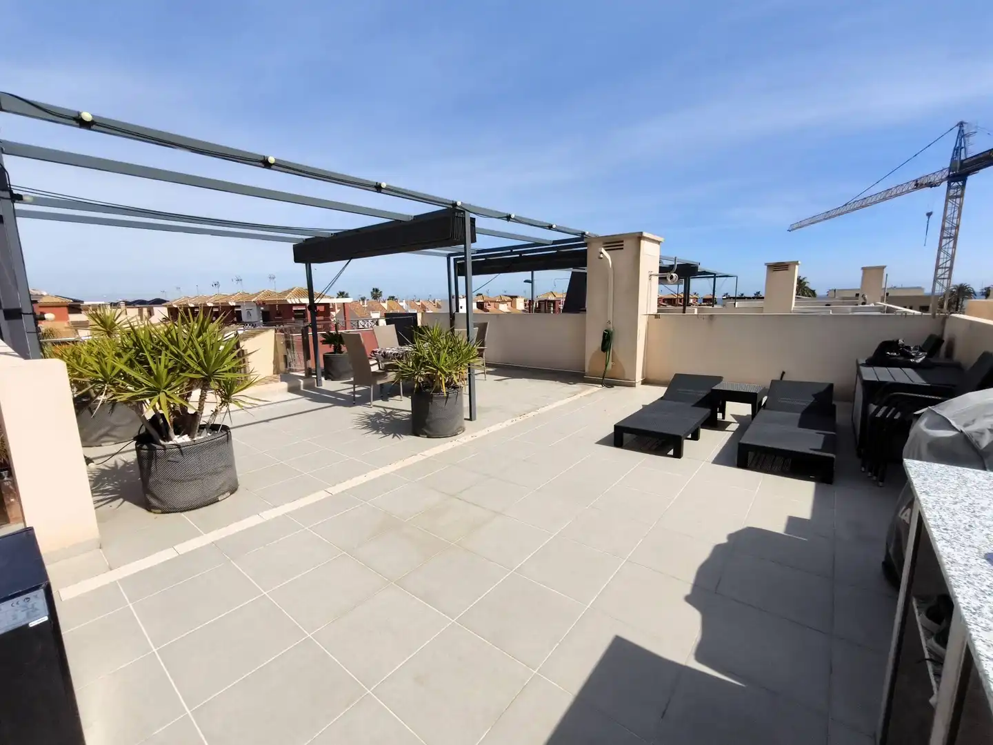 Terrasse von Wohnungen zum Verkauf in Pilar de la Horadada mit Klimaanlage, Heizung und Terrasse