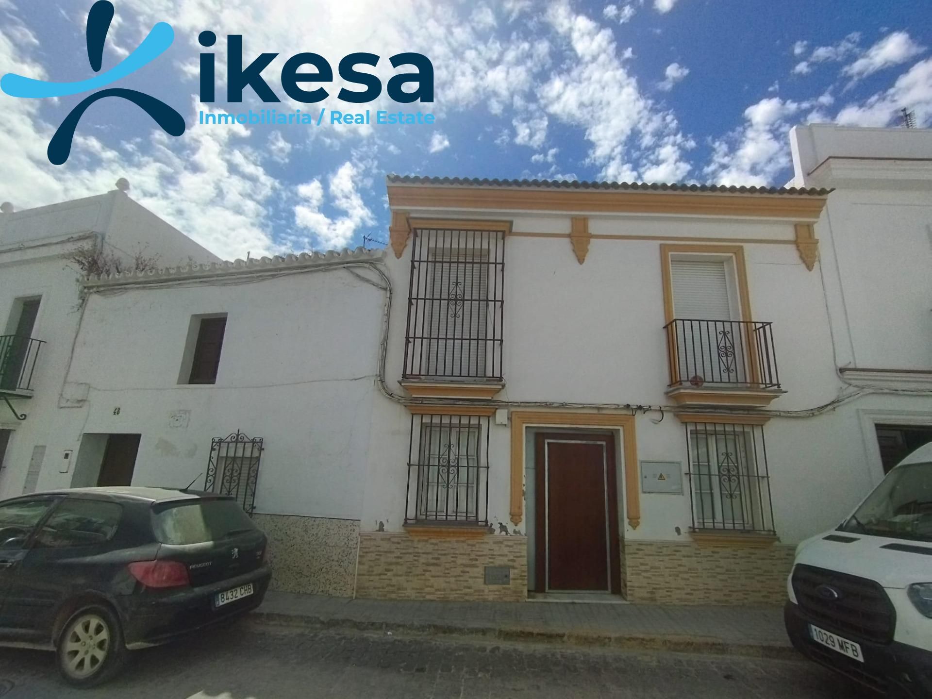 Exterior view of House or chalet for sale in Moguer