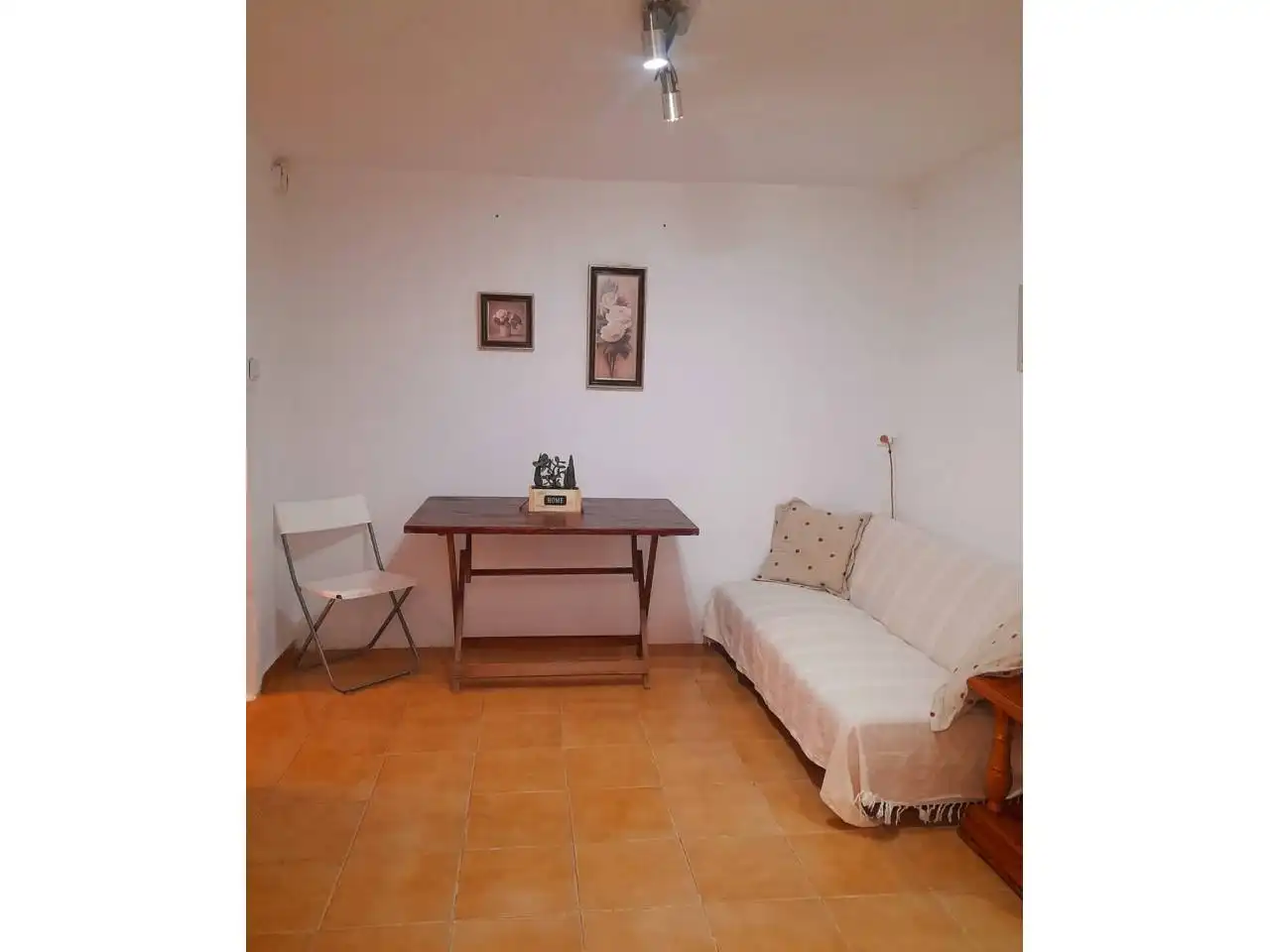 Sala de estar de Piso en venta en Vilanova i la Geltrú con Terraza y Amueblado
