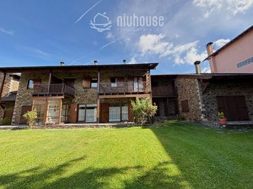 Adossat en venda a Puigcerdà