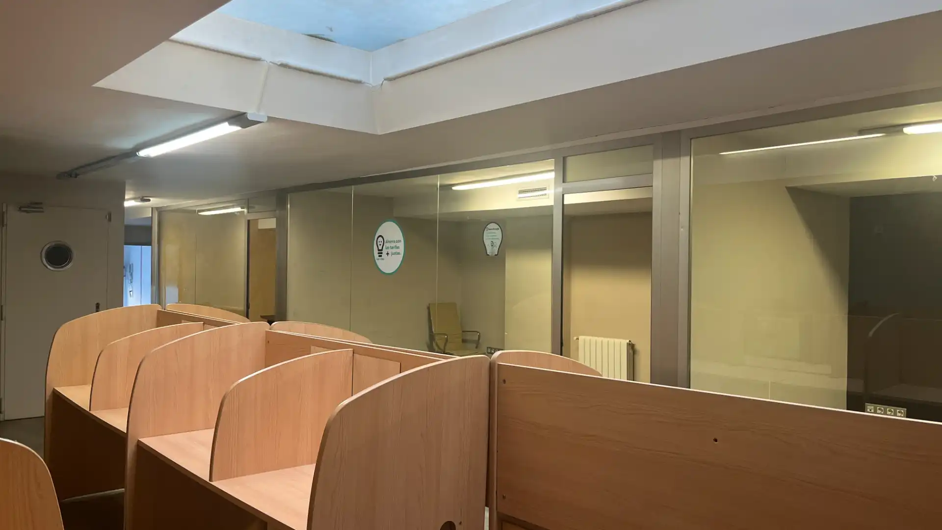 Office for rent in Valencia  with Furnished