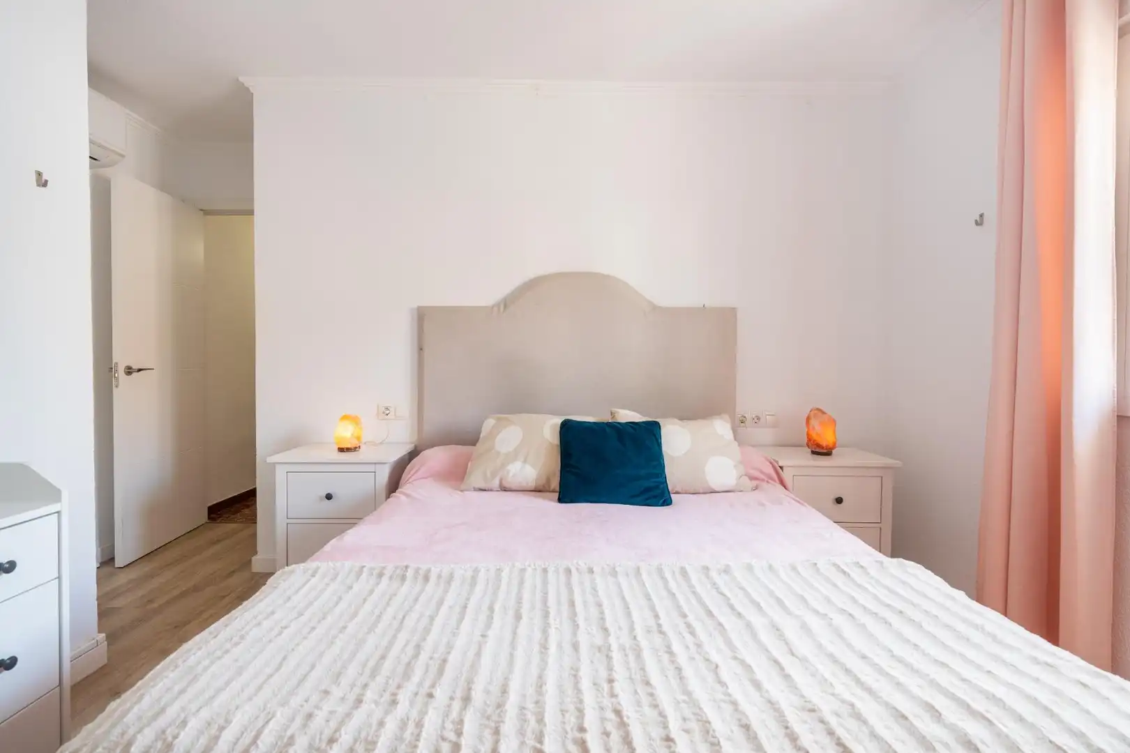Habitación de Piso en venta en Almería con Aire acondicionado, Calefacción y Terraza