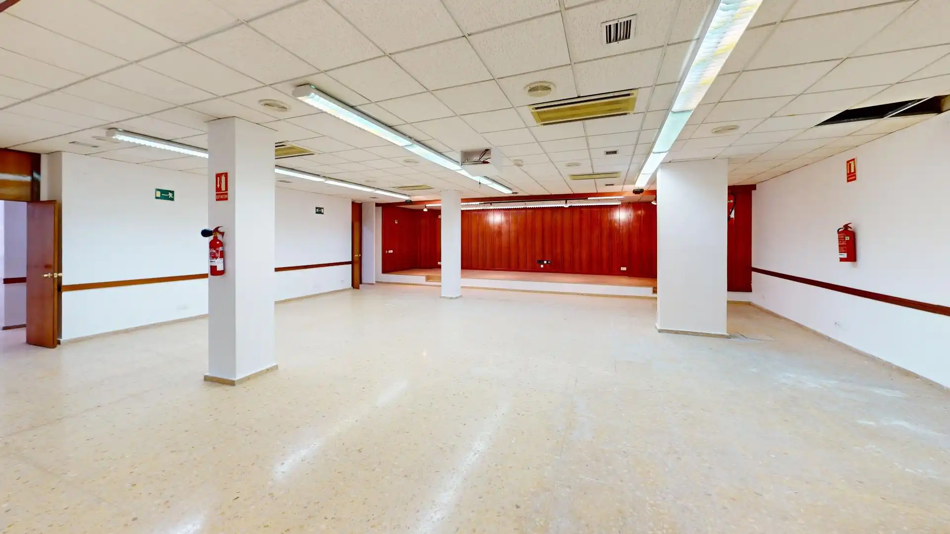 Local comercial en venda a Catarroja