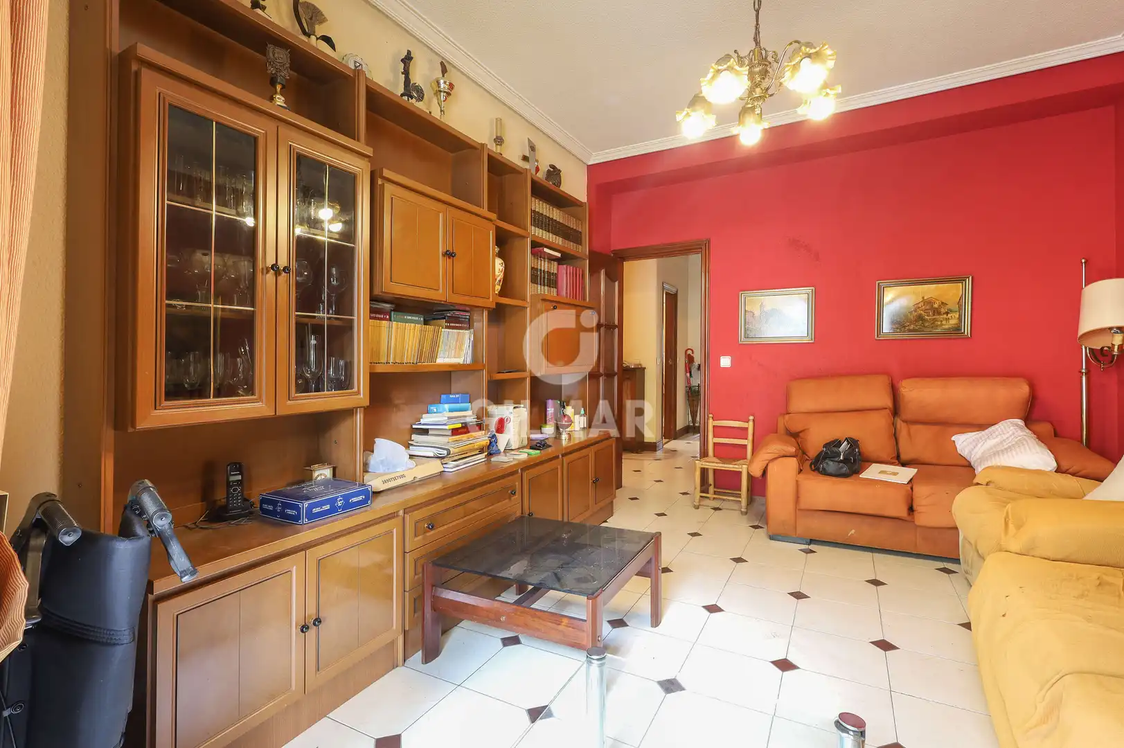 Sala d'estar de Pis en venda en Madrid amb Calefacció i Moblat