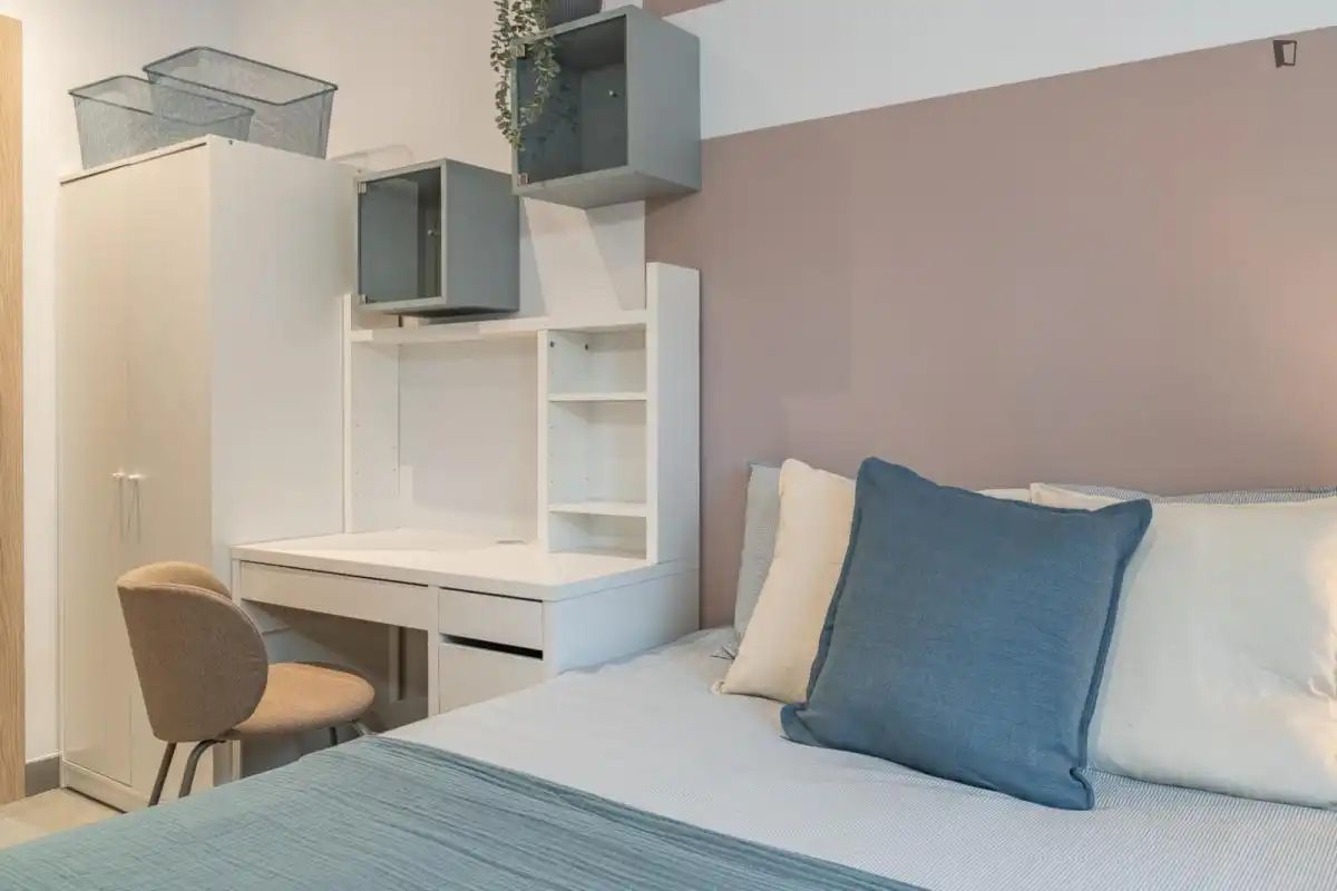 Habitación en Sants-Badal