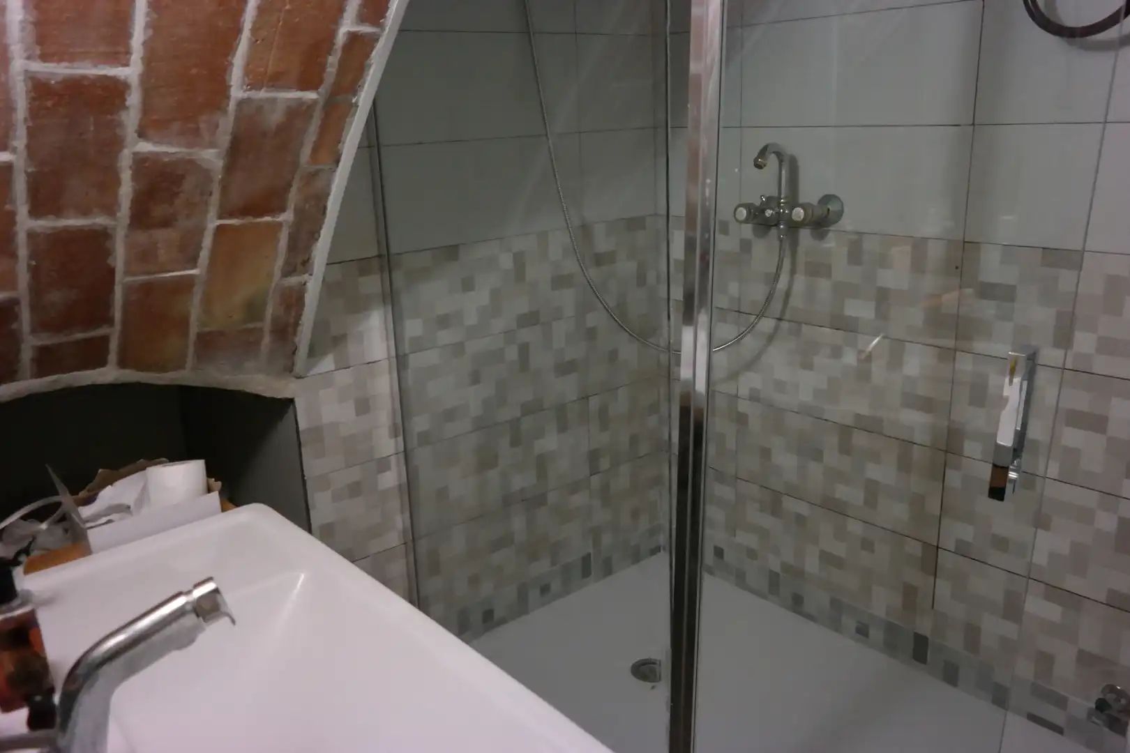 Baño de Casa o chalet en venta en Roda de Berà con Parquet, Terraza y Horno