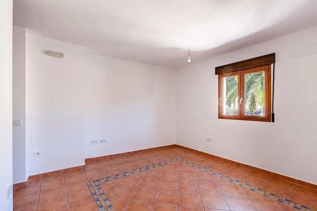 Bedroom of Office for sale in Granada