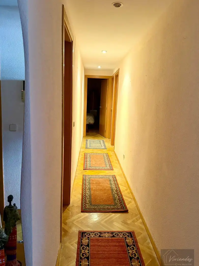 Flat for sale in Boadilla del Monte  with Air Conditioner, Heating and Parquet flooring