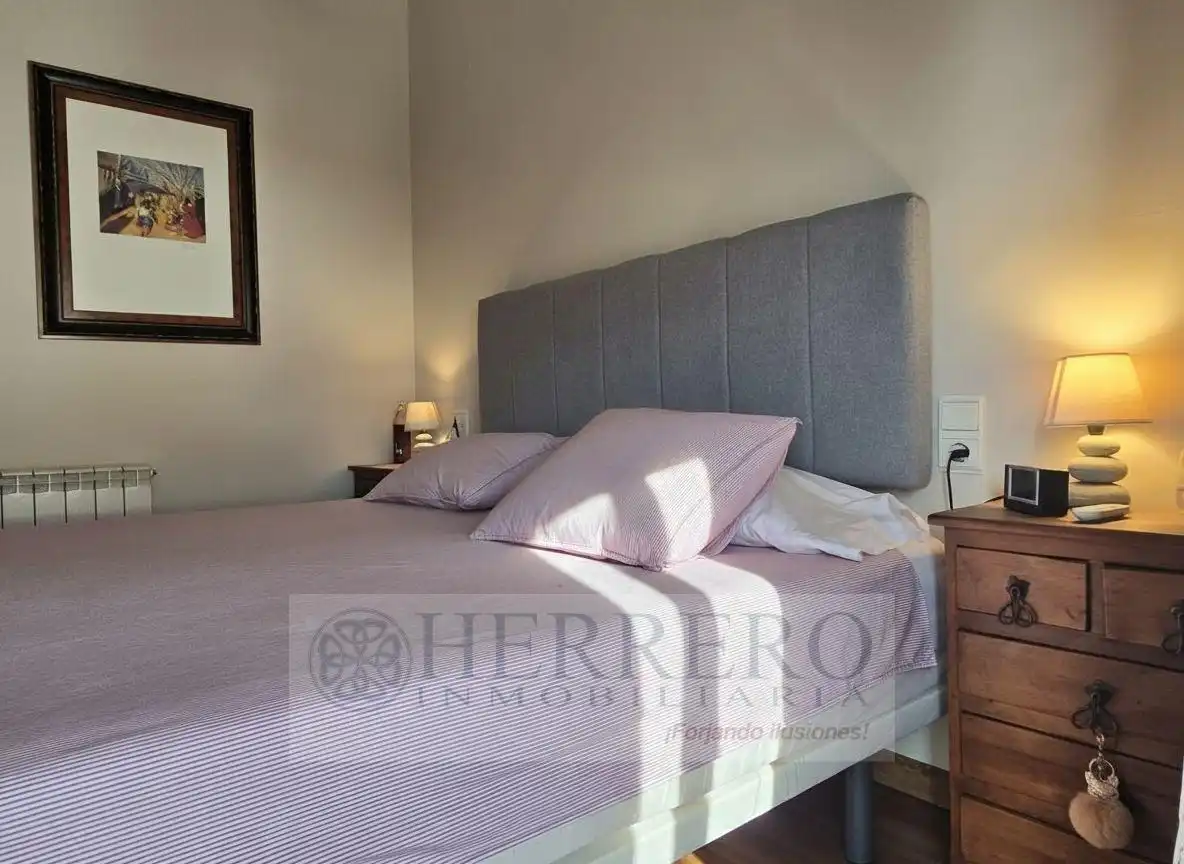 Habitación de Casa adosada en venta en Gandia con Aire acondicionado, Calefacción y Jardín privado