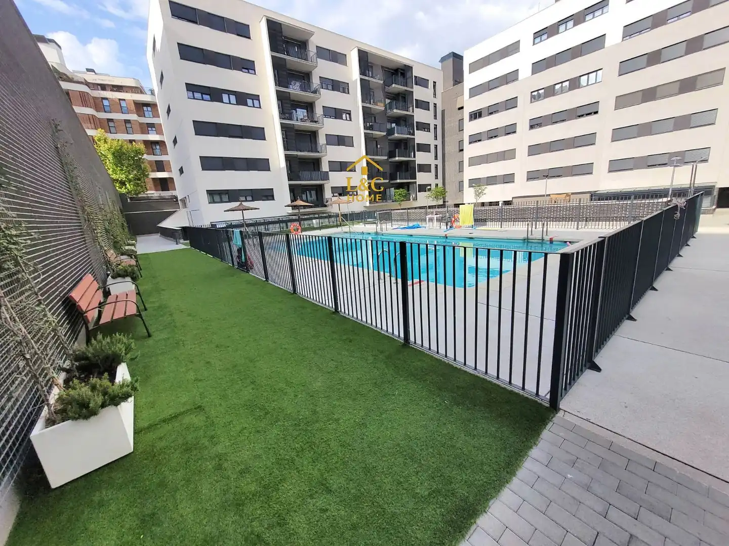 Swimming pool of Flat for sale in Rivas-Vaciamadrid  with Air Conditioner, Heating and Terrace