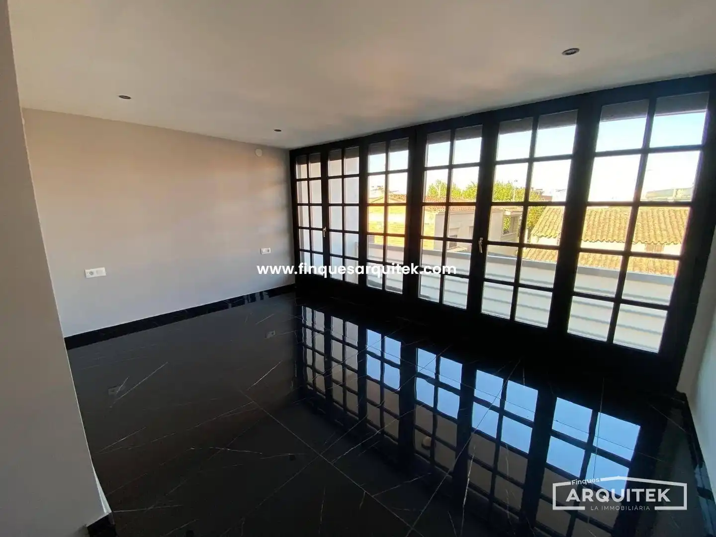 Casa adosada en venta en Rosselló