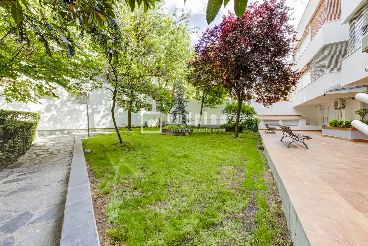 Jardí de Pis en venda en Pozuelo de Alarcón amb Aire condicionat, Calefacció i Terrassa
