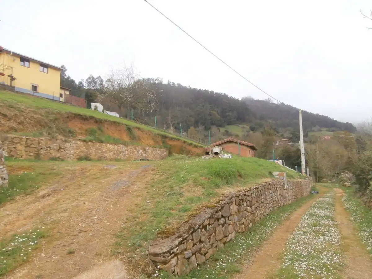 Terreny residencial en venda a Candamo, imagen 2