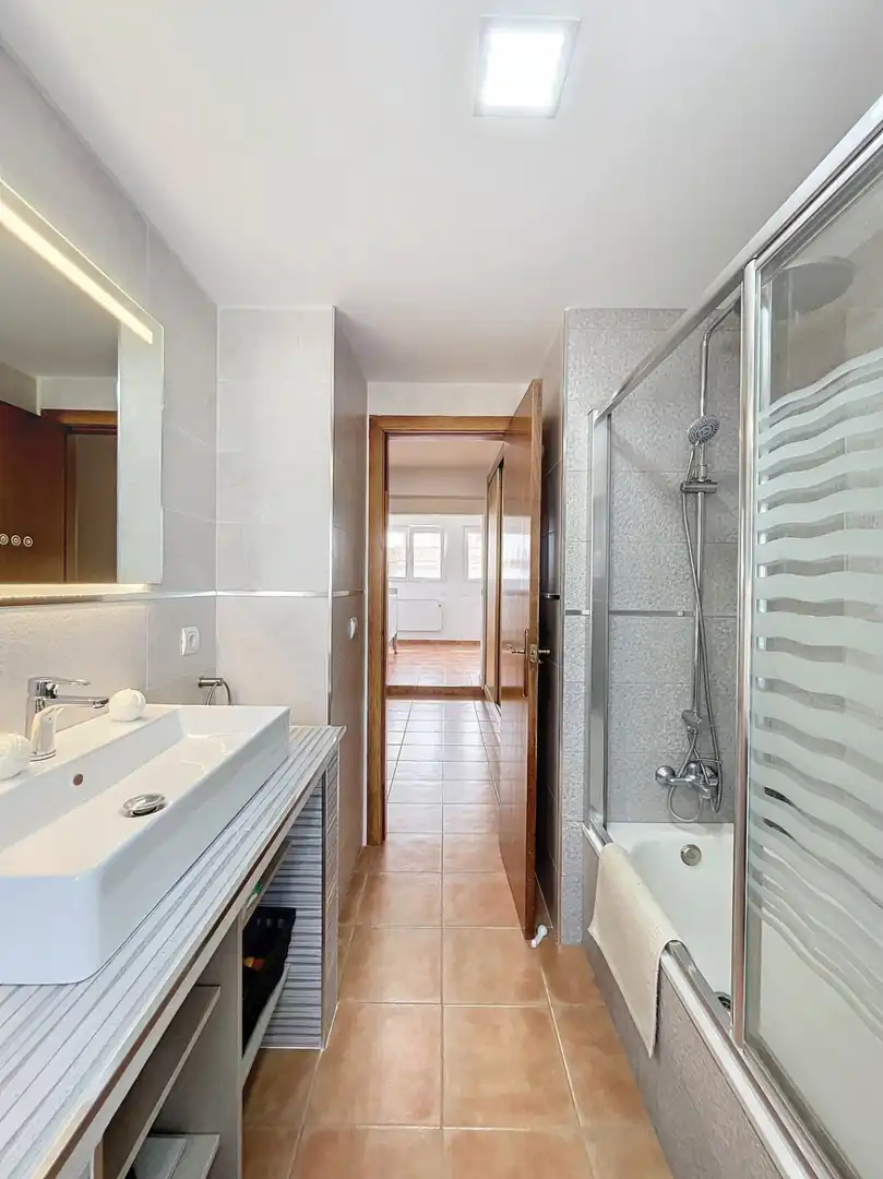 Chalet con piscina en venta en Montebello - Nou Espai, imagen 28