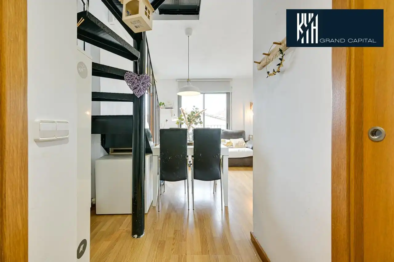 Dúplex en venta en Salt con Calefacción, Terraza y Balcón