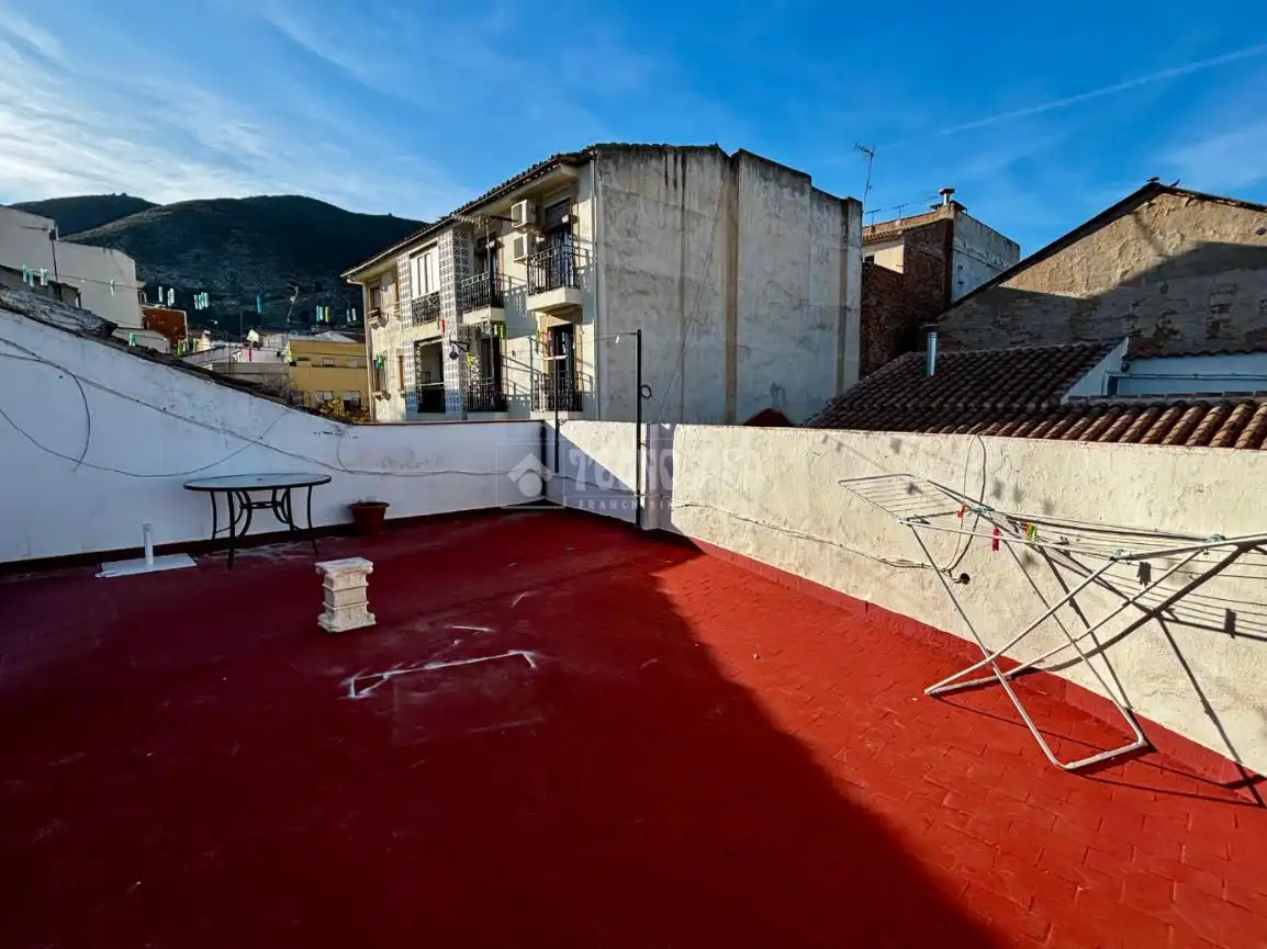 Terrassa de Pis de lloguer en Jódar amb Aire condicionat