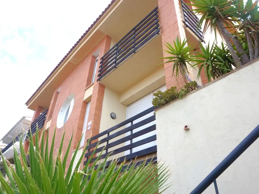 Vista exterior de Casa o chalet en venta en Pineda de Mar