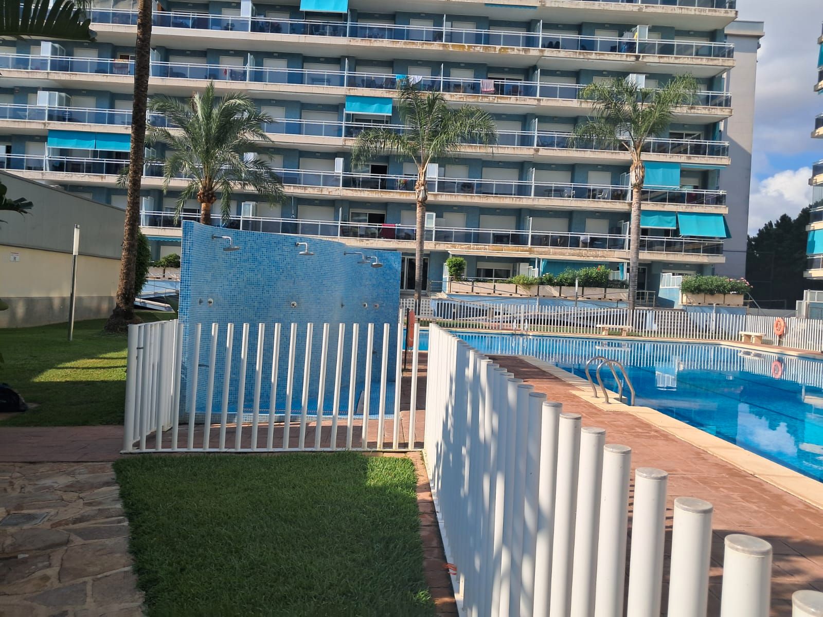 Piscina de Apartament en venda en Gandia amb Aire condicionat, Jardí privat i Terrassa