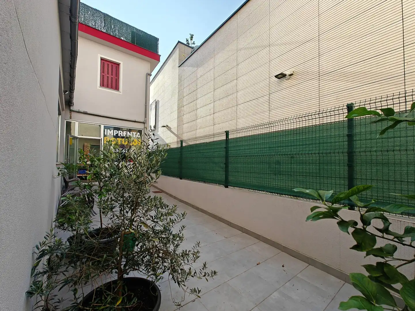 Außenansicht von Geschaftsraum zur Miete in Lasarte-Oria mit Terrasse