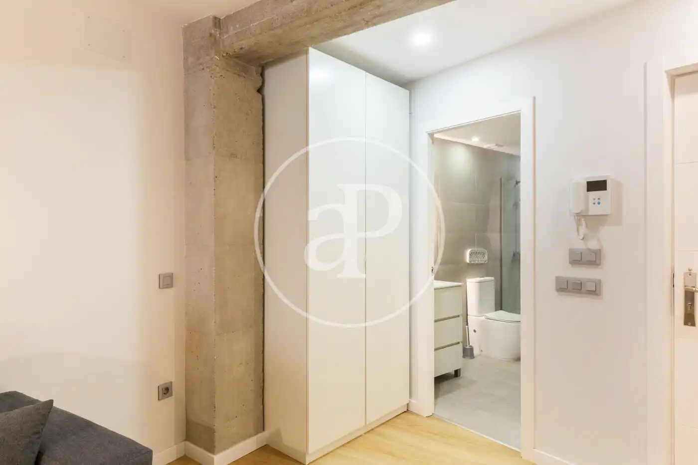 Loft zur Miete in Valencia mit Klimaanlage, Heizung und Möbliert