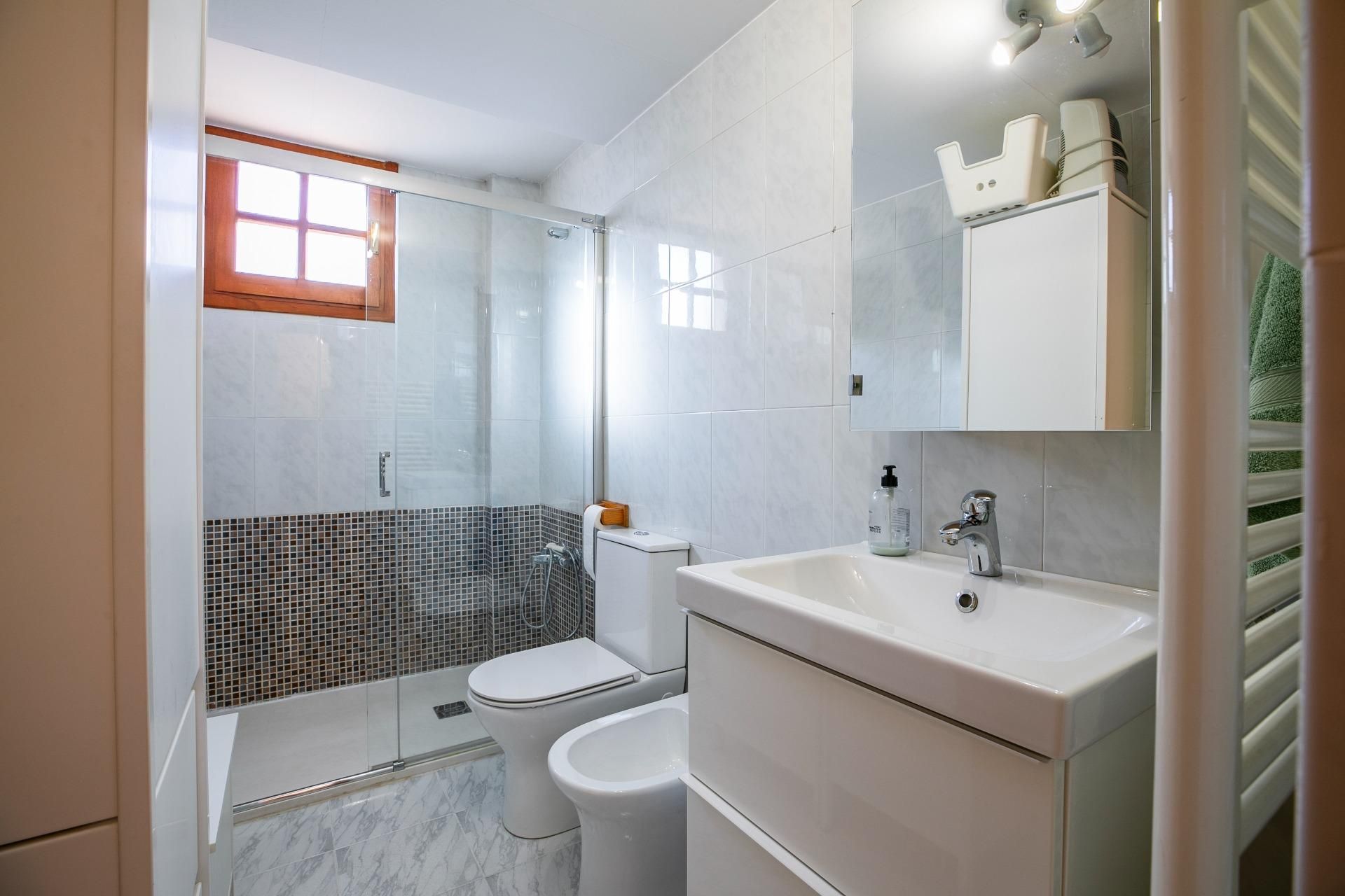 Bathroom of Flat for sale in Biescas  with Heating and Storage room