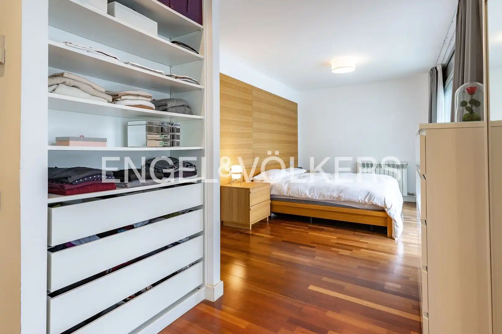 Habitación de Piso en venta en Sant Cugat del Vallès con Aire acondicionado, Calefacción y Jardín privado