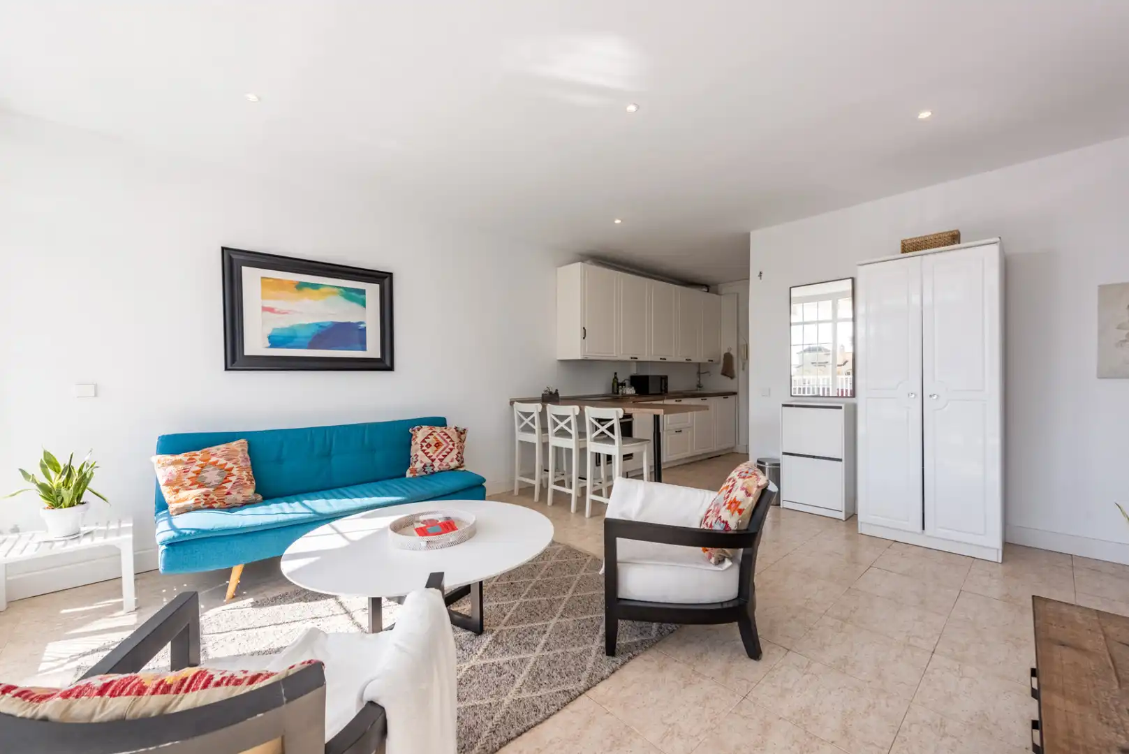 Sala d'estar de Apartament en venda en Marbella amb Aire condicionat, Terrassa i Moblat