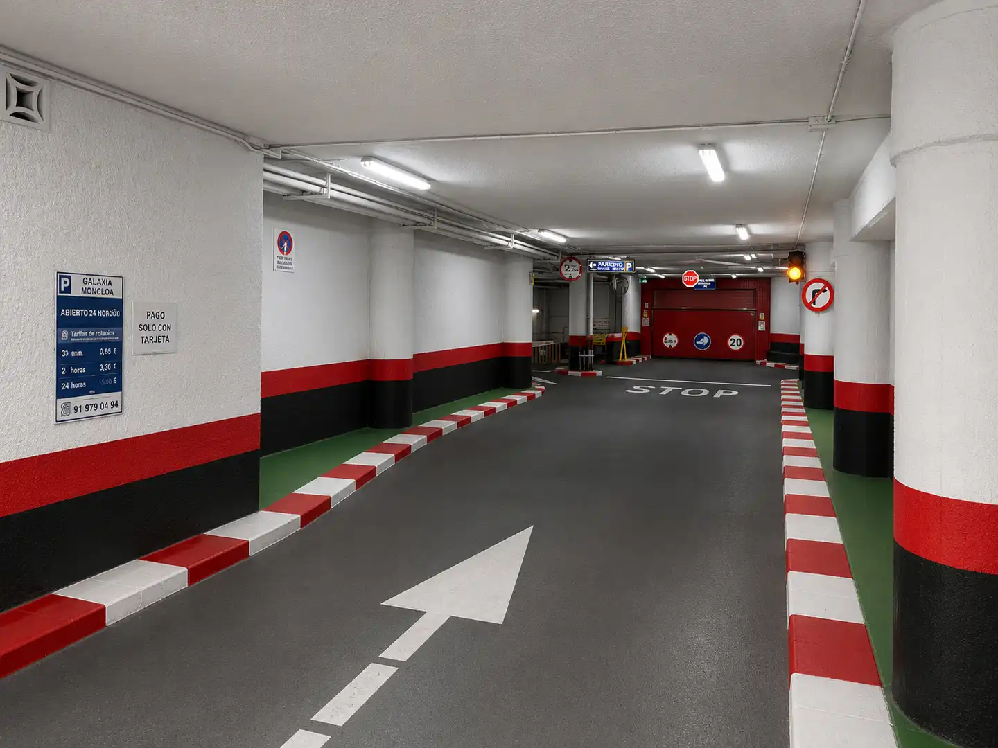 Parkplatz von Garage zur Miete in Madrid