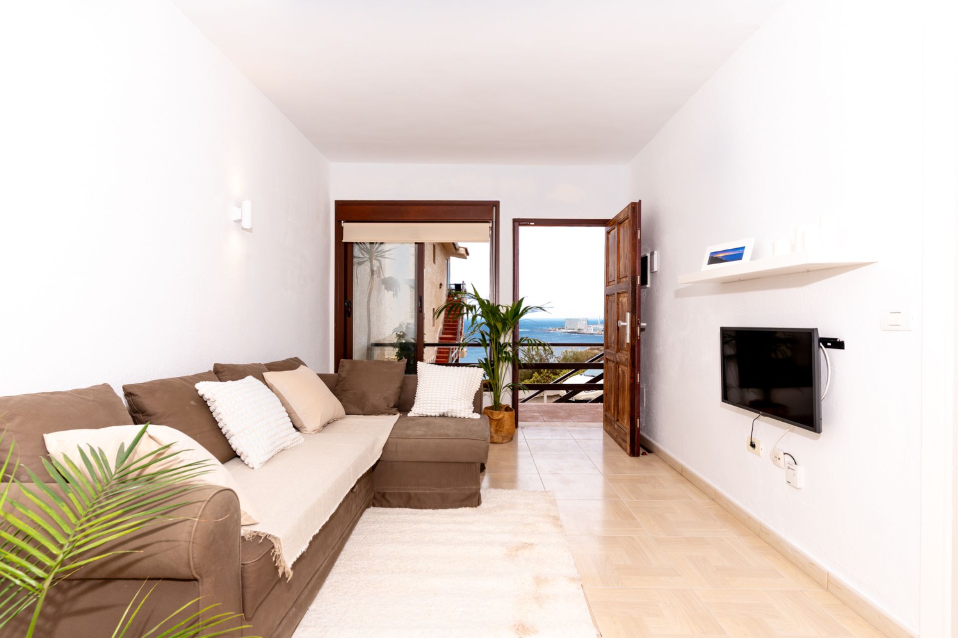Living room of Flat for sale in San Cristóbal de la Laguna  with Terrace, Furnished and Washing machine