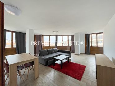 Appartamento con balcone in affitto a Avenida Alfonso X El Sabio 1