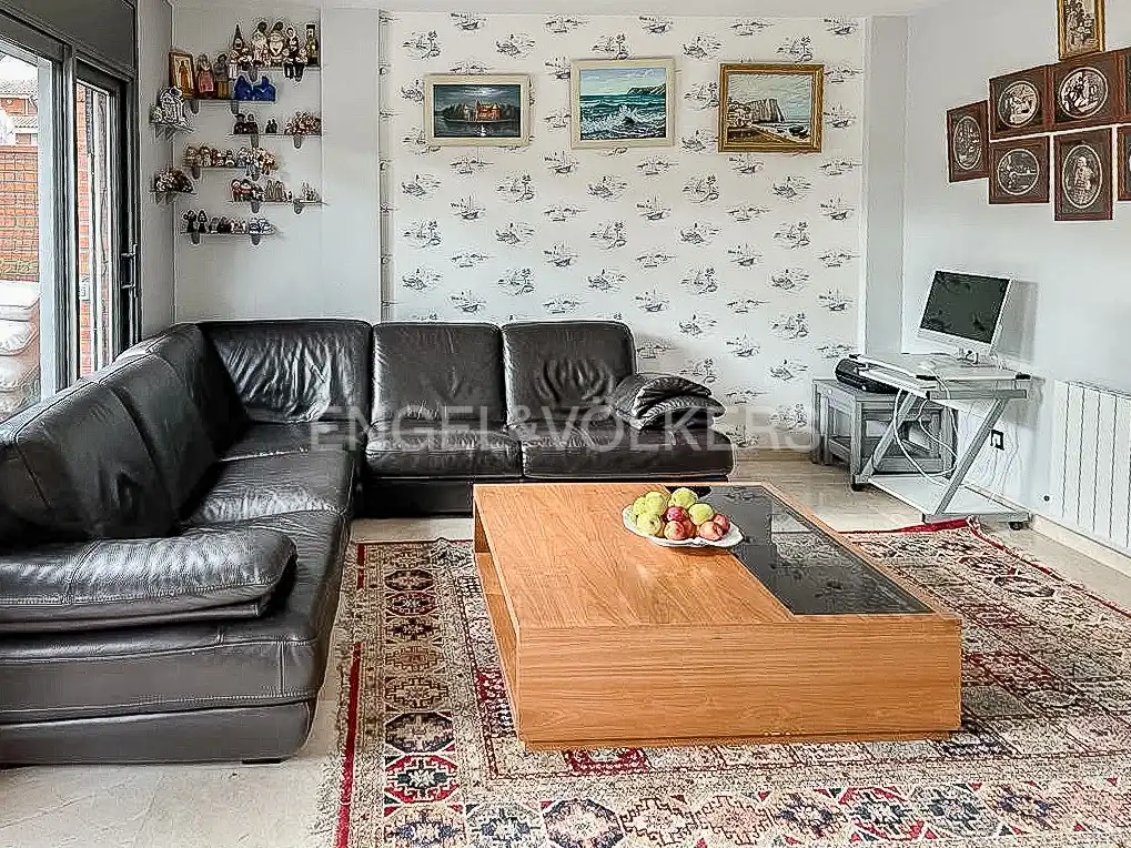 Sala d'estar de Casa o xalet de lloguer en Gavà amb Aire condicionat, Calefacció i Jardí privat