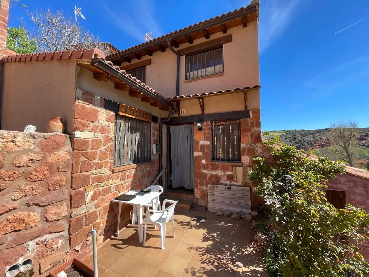 Vista exterior de Finca rústica en venta en Montejo de Tiermes con Parquet, Terraza y Horno