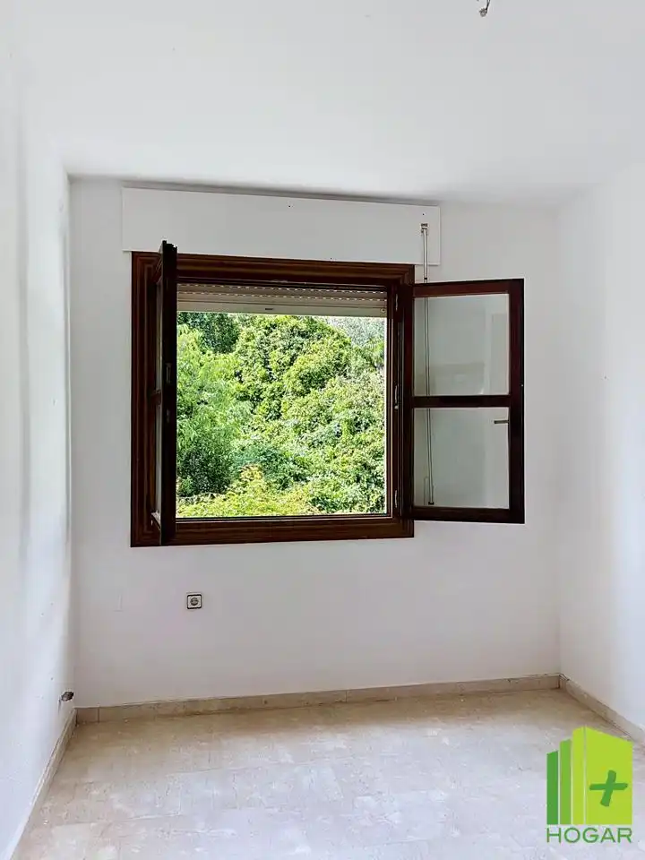 Vista exterior de Casa adosada en venta en Jaén con Aire acondicionado, Jardín privado y Terraza