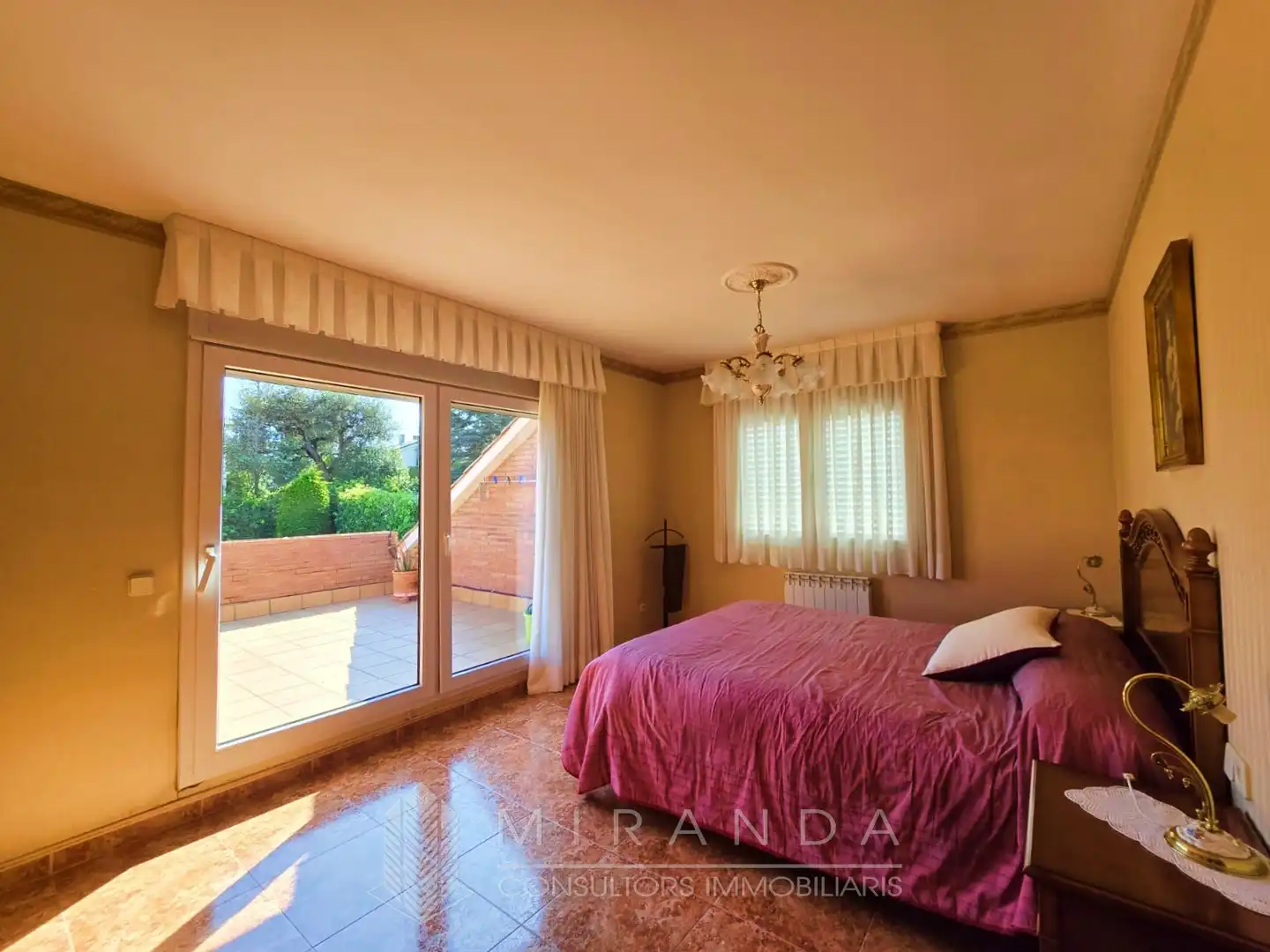 Dormitori de Casa o xalet en venda en Canovelles amb Calefacció, Jardí privat i Terrassa