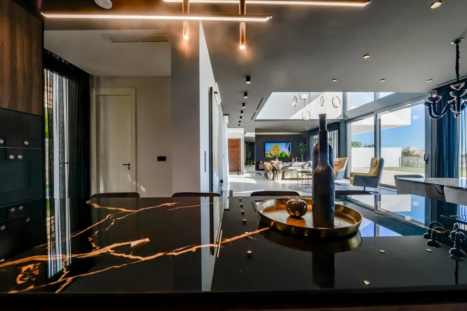 Villa mit Pool zum Verkauf in Golf Bahía, imagen 40