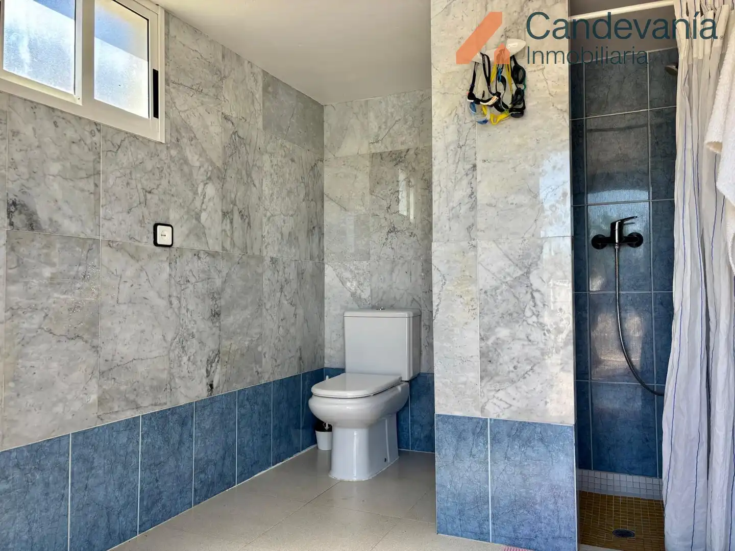 Baño de Casa o chalet en venta en San Mateo de Gállego con Aire acondicionado, Calefacción y Jardín privado