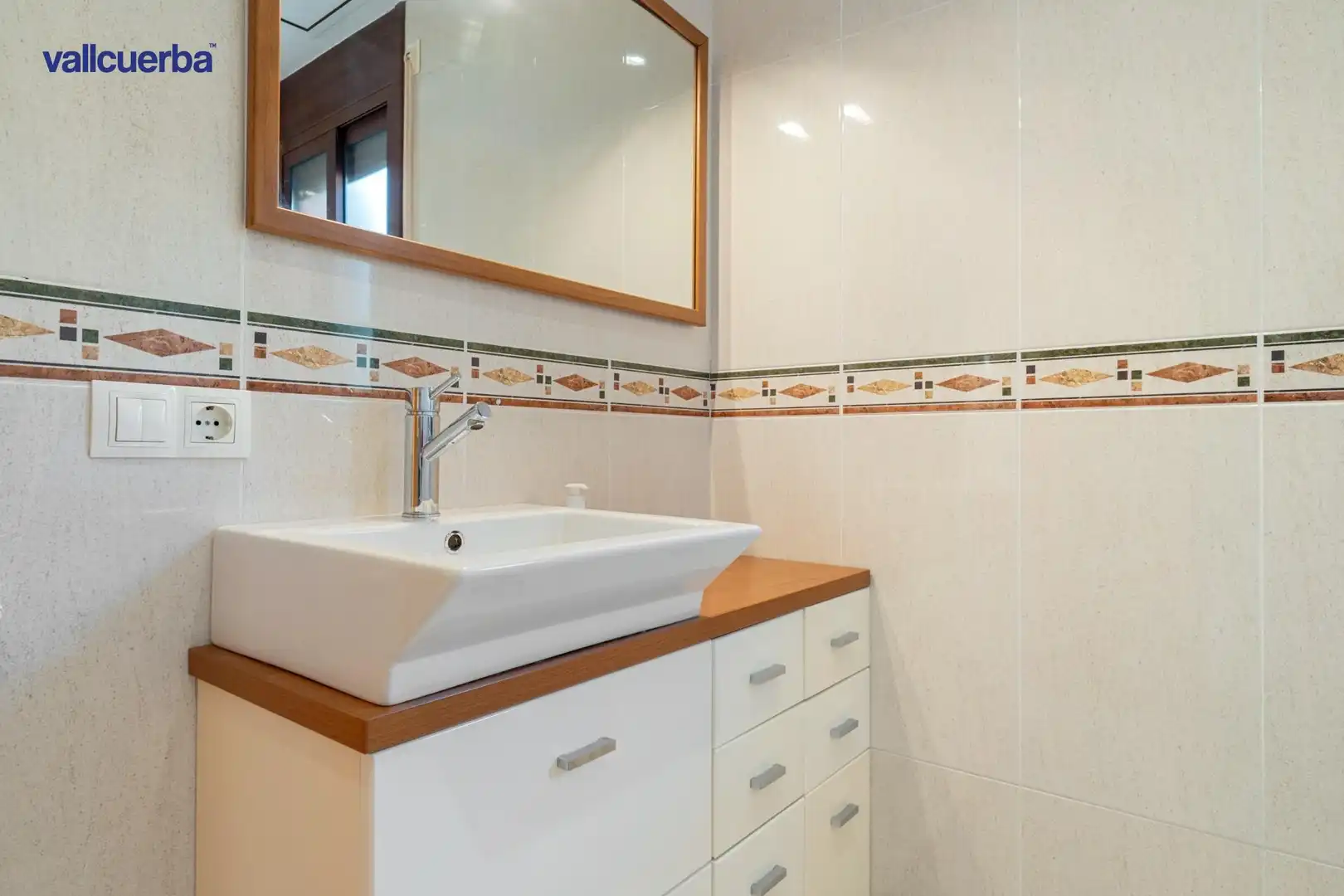 Baño de Casa adosada en venta en Riudecanyes con Aire acondicionado, Calefacción y Jardín privado