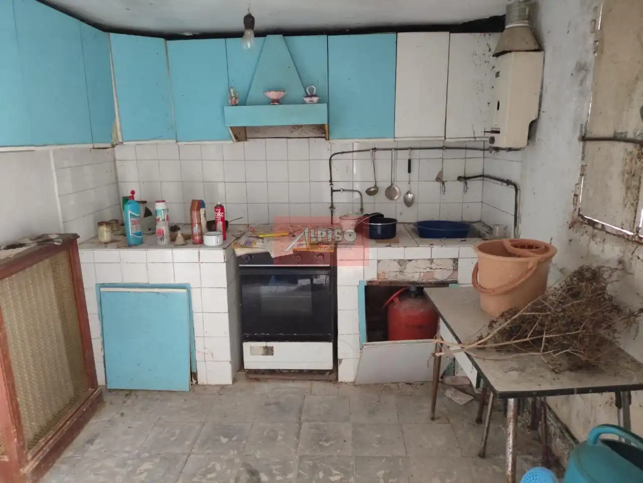 Kitchen of Houses for sale in Ourense Capital   with Private garden