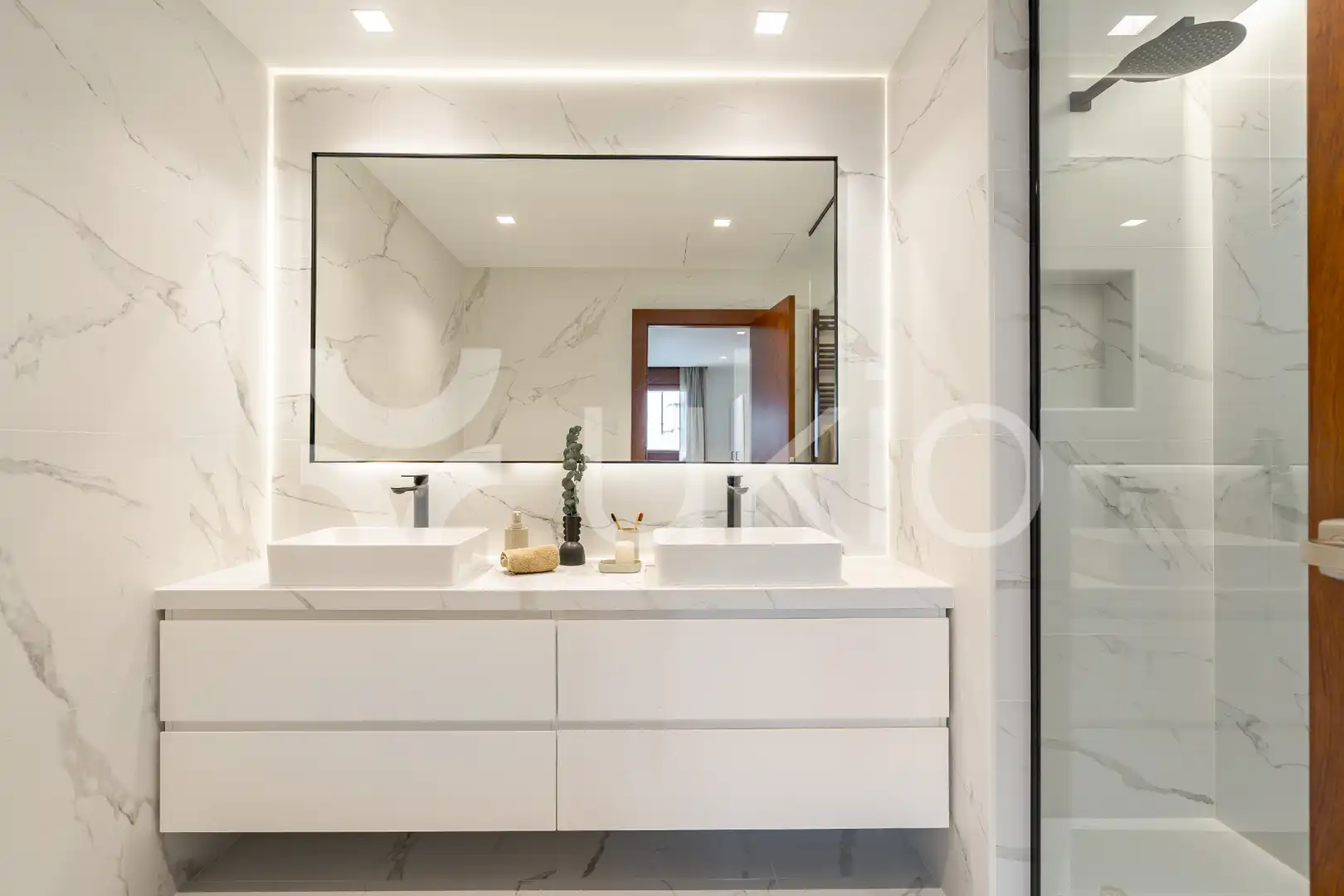 Baño de Apartamento de alquiler en Madrid con Aire acondicionado, Calefacción y Terraza