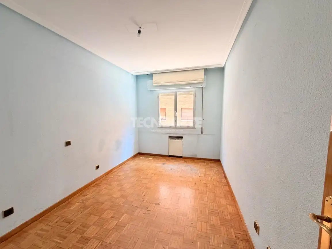 Piso en venta en Talavera de la Reina con Calefacción y Terraza