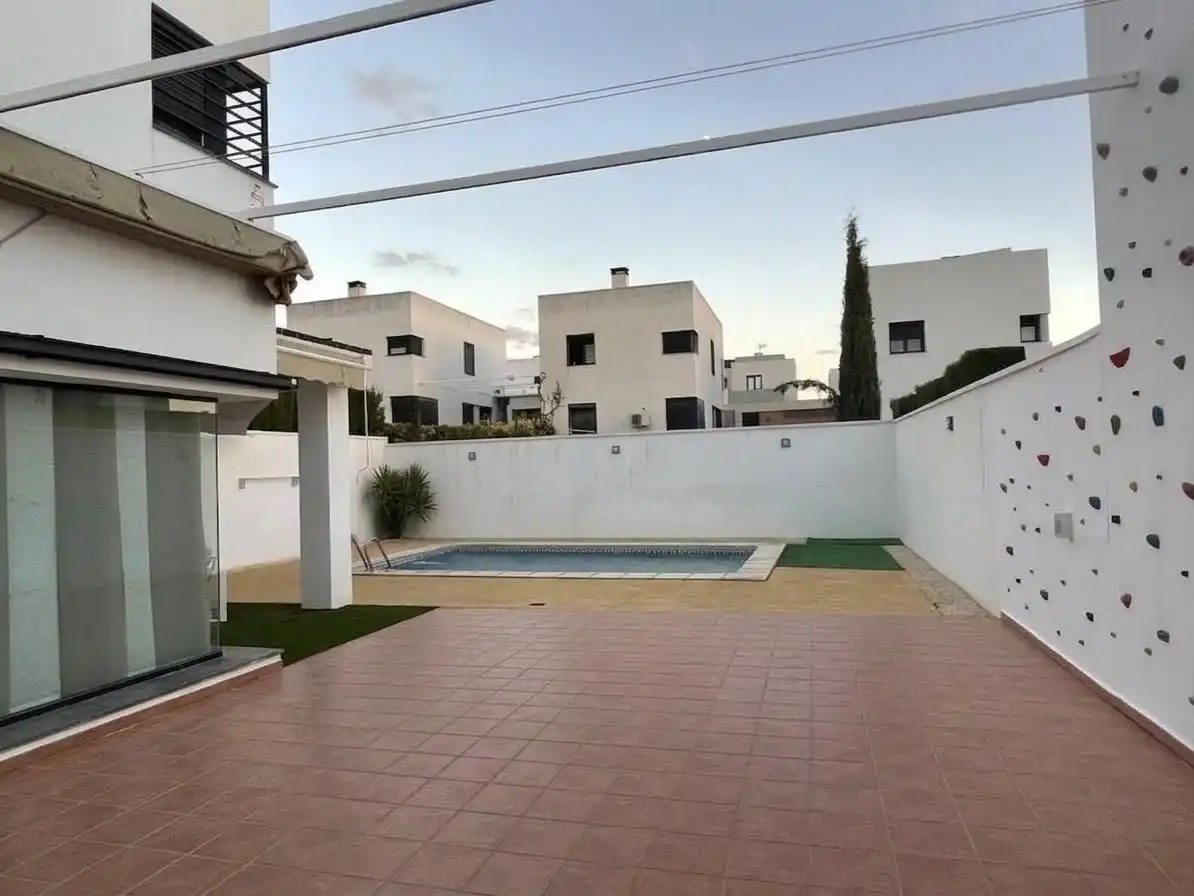 Piscina de Casa o xalet en venda en Albolote amb Aire condicionat, Terrassa i Piscina