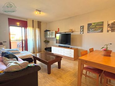 Casa con balcón en venta en Avenida Catalunya