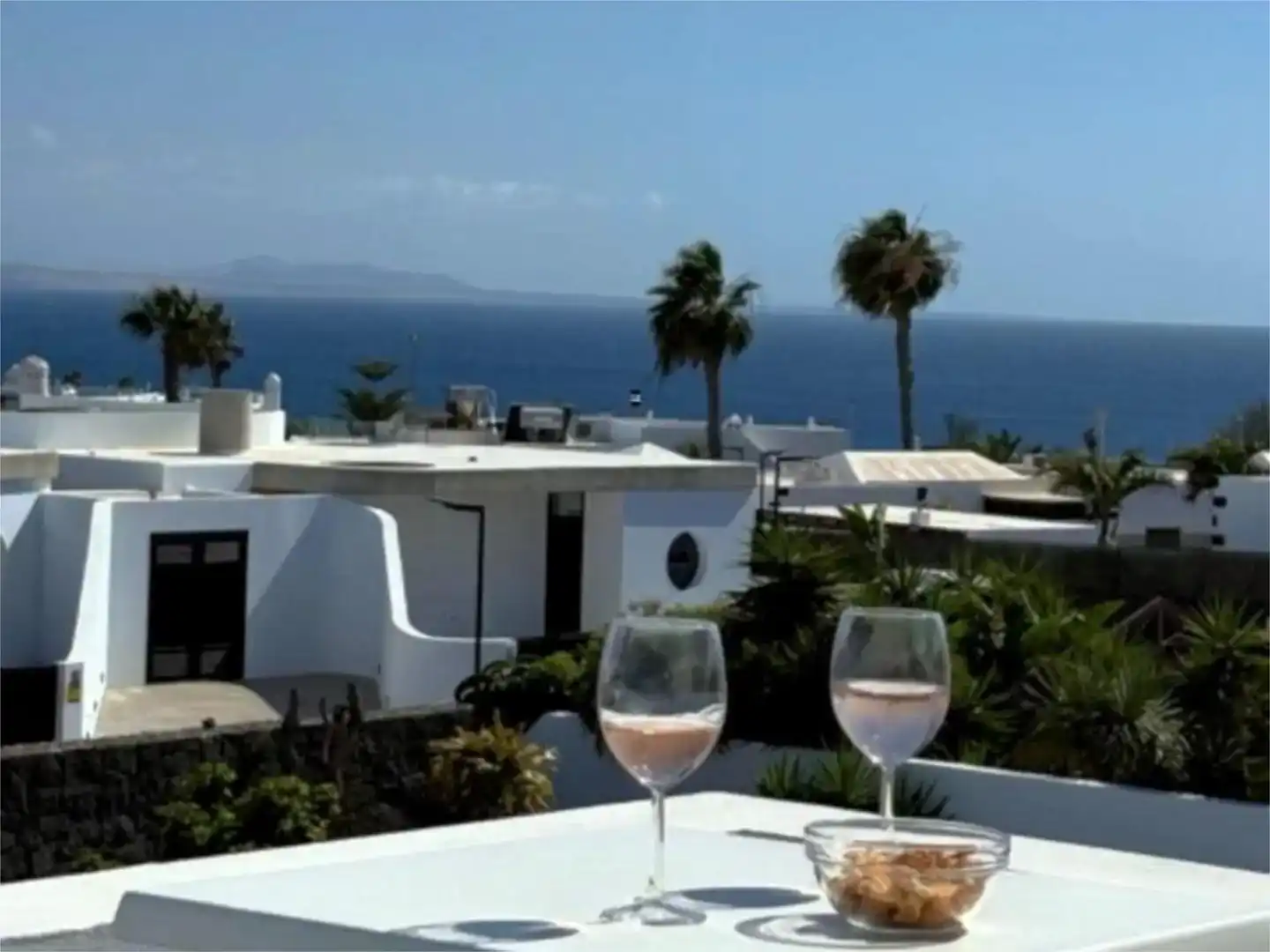 Vista exterior de Casa o xalet en venda en Yaiza amb Aire condicionat, Jardí privat i Traster
