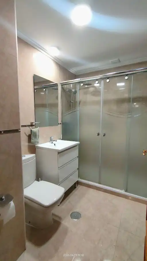 Baño de Piso en venta en Madrid con Aire acondicionado, Calefacción y Parquet