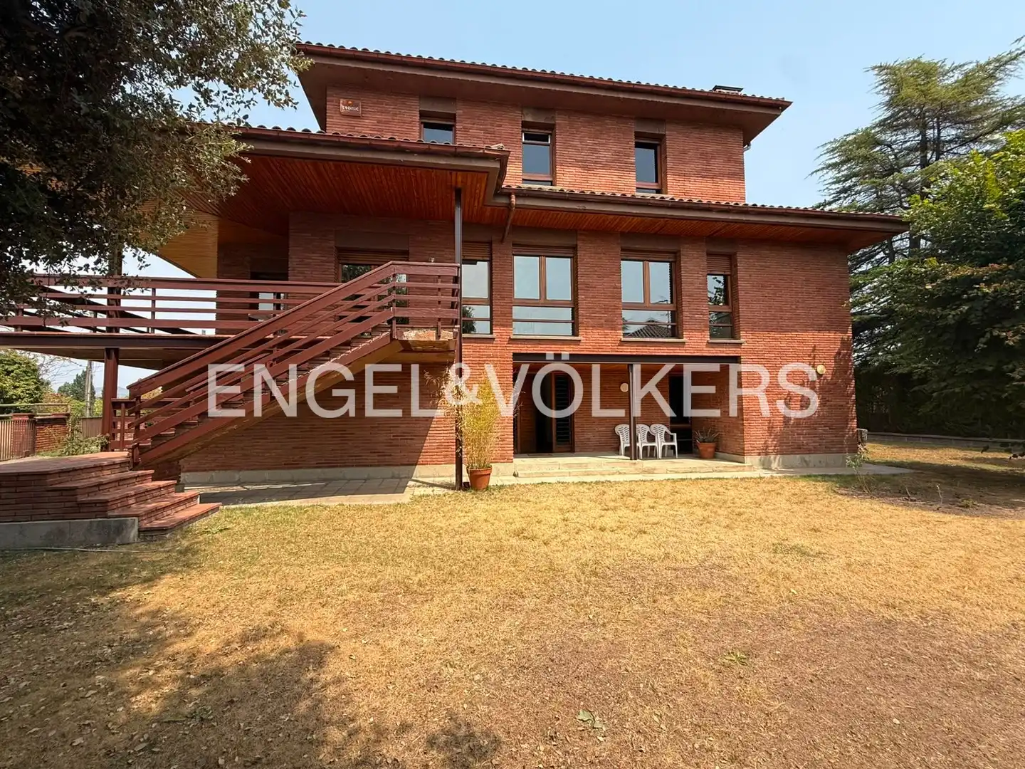 Vista exterior de Casa o chalet en venta en Manlleu con Calefacción, Jardín privado y Terraza